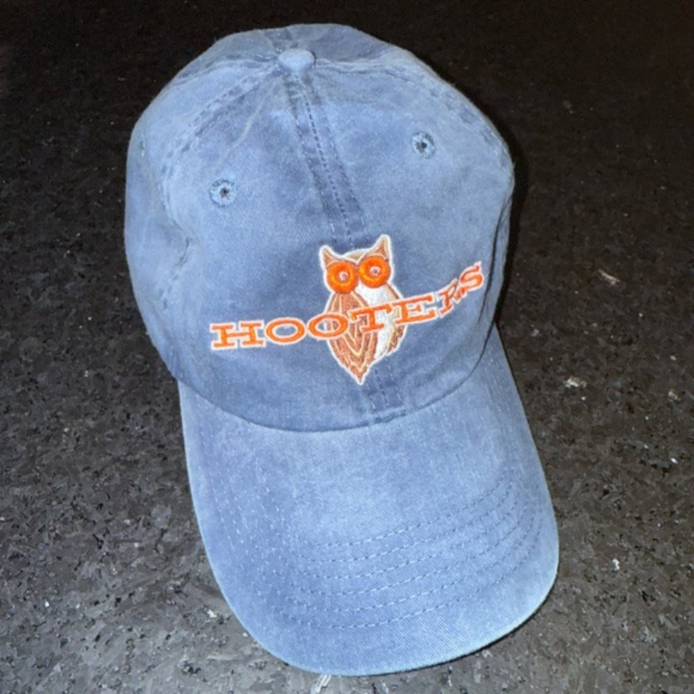 NEW Hooters Denim Blue Baseball Dad Cap Velcro strap closure ONE SIZE ORLANDO FL